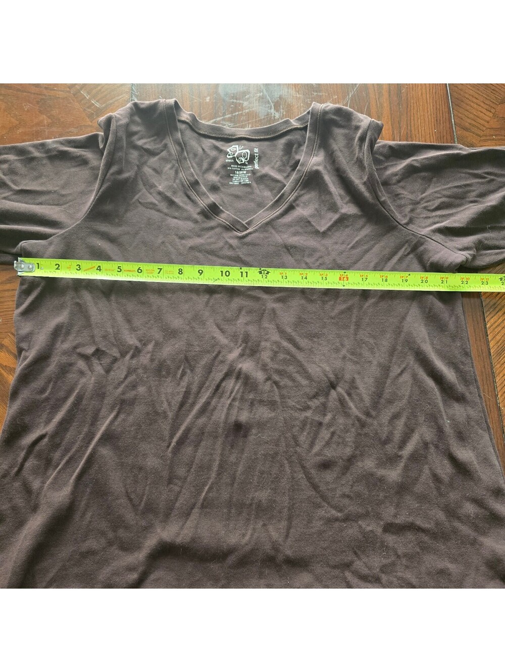 Perfect Fit dark brown V neck long sleeve top womens